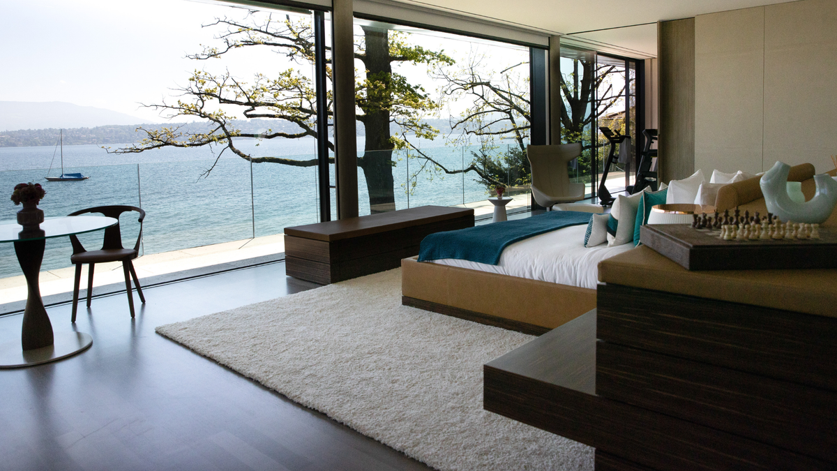 Exclusive Retreat on the Shores of Lake Geneva, Switzerland