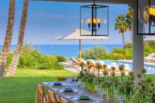 Elegant Villa with Panoramic Views of Pampelonne Beach, St Tropez, France 
