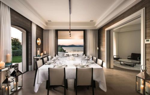 Waterfront Ultra Luxury Villa Rental in Les Parcs du St Tropez
