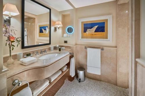 Villa Saint Anne Cap D'Antibes bathroom
