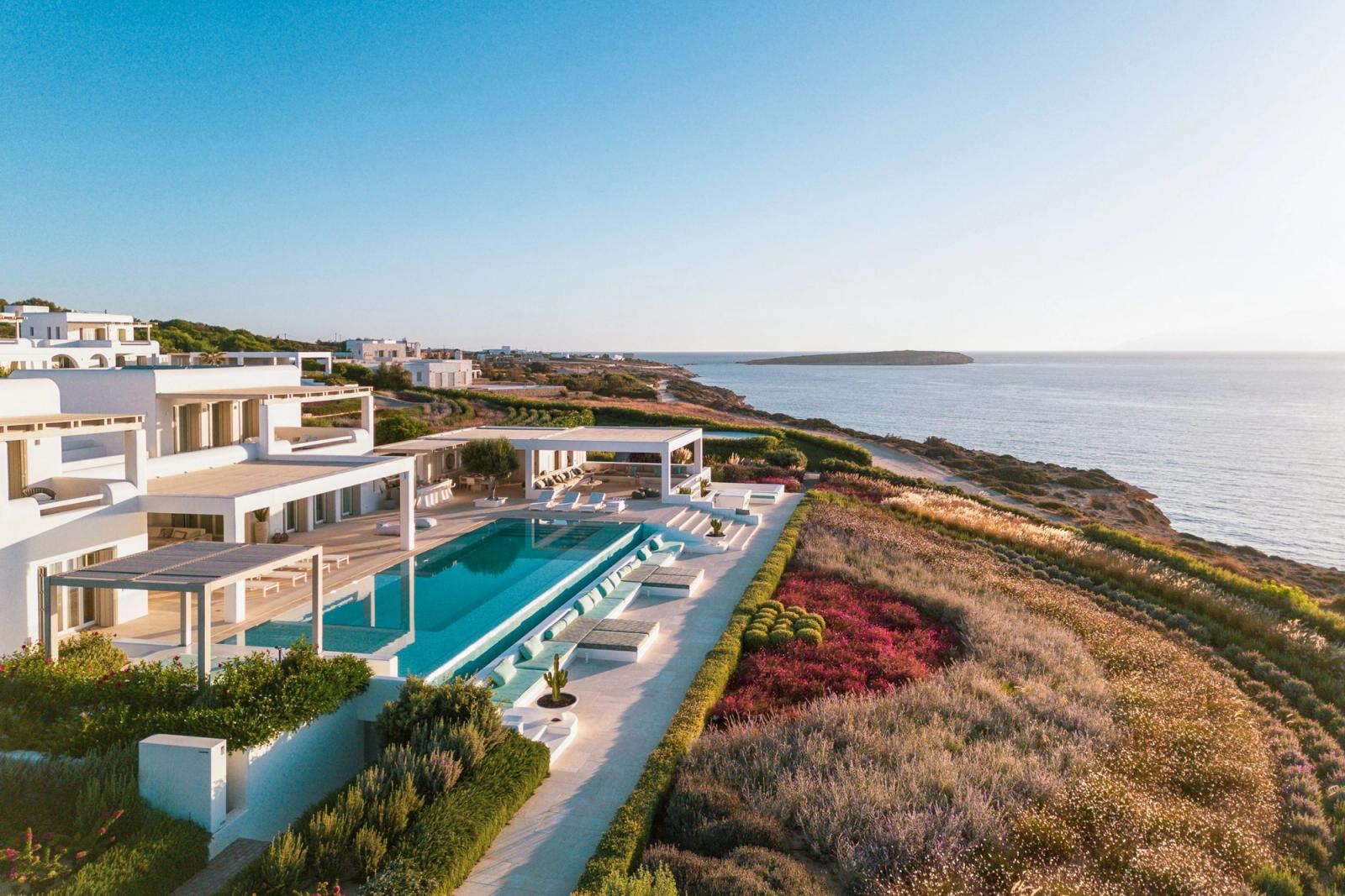 Open-Plan Seafront Villa in Paros, Greece