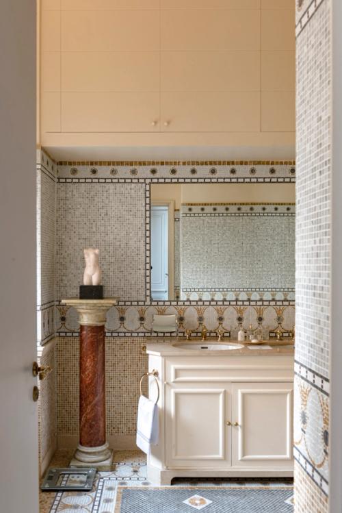 Place Vendome Apartment bathroom