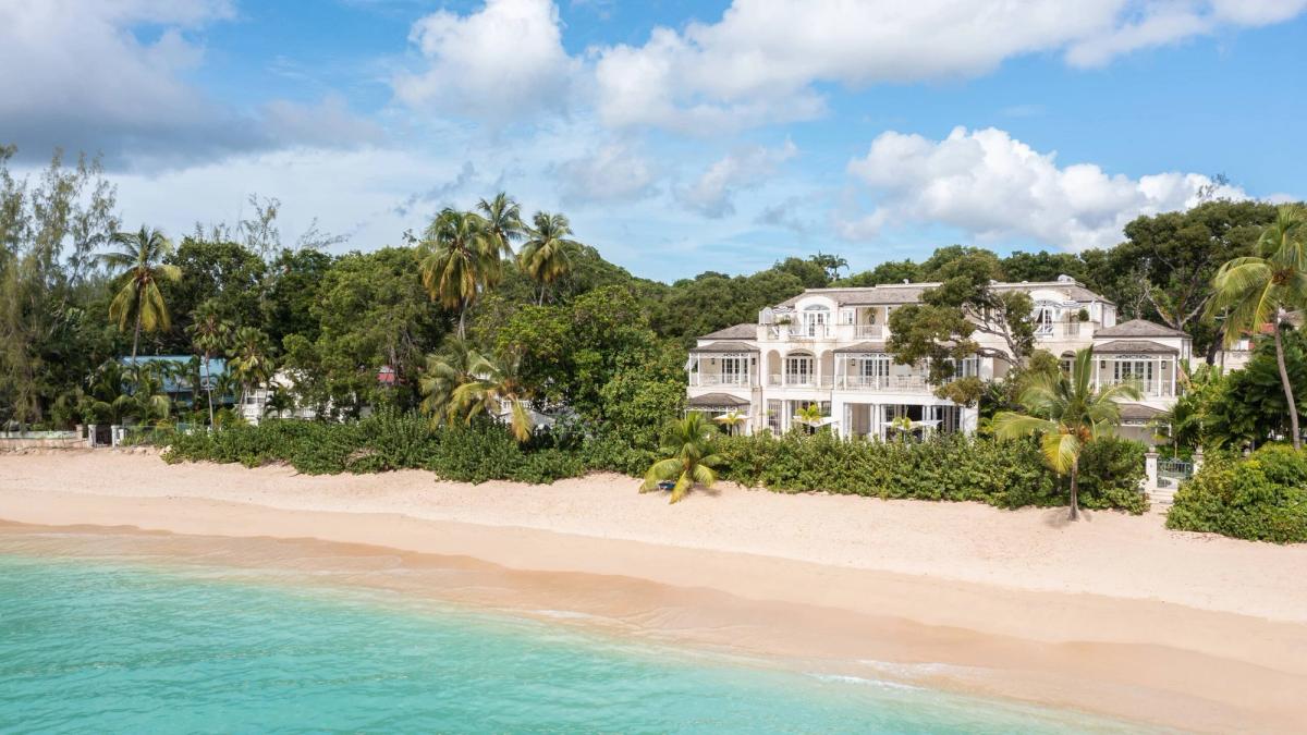Superb Coral Stone Villa on Exclusive Platinum West Coast of Barbados