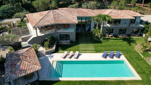 Luxury Villa on La Pointe de l’Ay in St Tropez, France pool