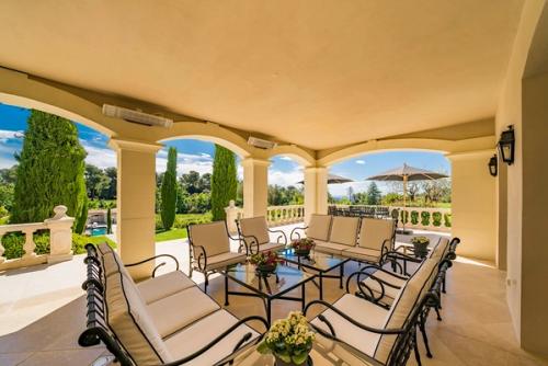 Saint-Paul-de-Vence--Large-Villa-Estate South of France