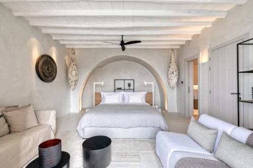Majestic property in prime Agia Sofia, Mykonos, Greece 