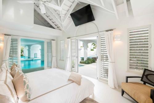 Mandalay Ultra Luxury Villa Long Bay Beach Turks & Caicos