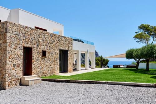 Luxury villa near Amante Beachclub Ibiza