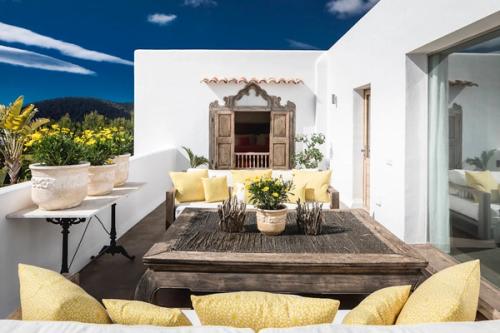 EL ZAFIRO, IBIZA, SPAIN