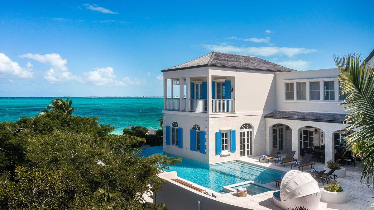 Elegant Beachfront Retreat in Grace Bay, Turks and Caicos
