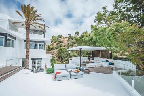 Ibiza Frontline Seaview Villa 30