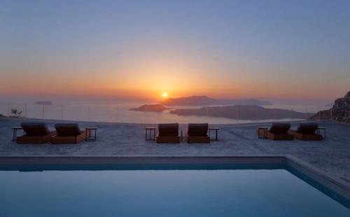 nafsika_estate_villa_santorini