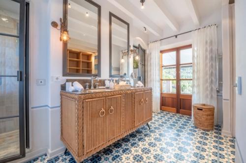 Lovely Design Villa in Tramuntana Mountains near Deia in Mallorca
