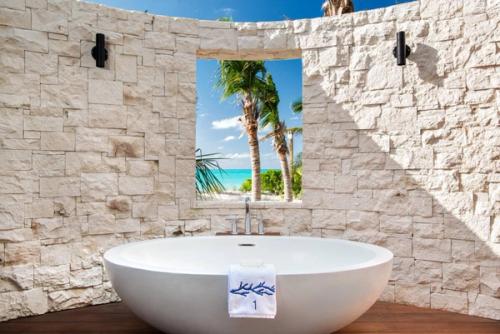 Sentosa Oasis Villa Grace Bay Turks & Caicos