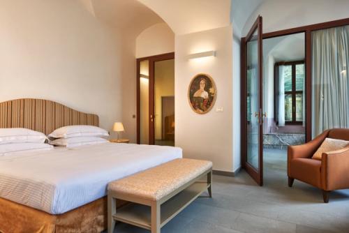 Villa Pliniana, Lake Como Luxury Villa Rental,, Italy