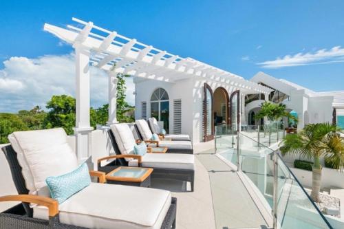 Mandalay Ultra Luxury Villa Long Bay Beach Turks & Caicos