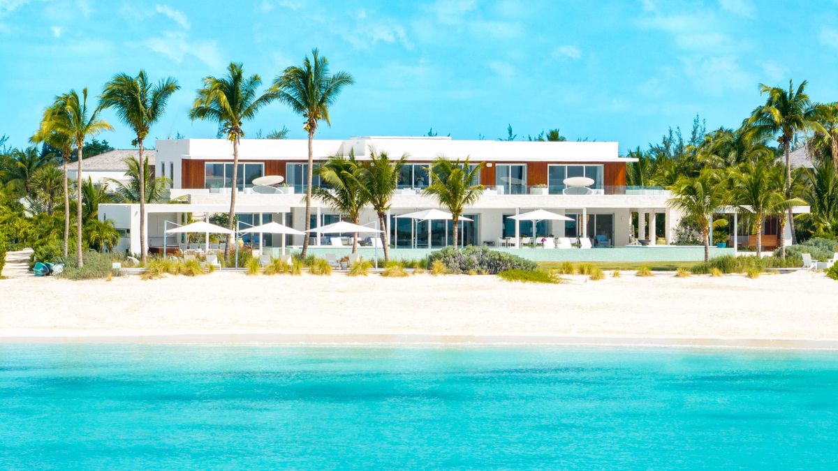 Captivating Beachfront Villa Overlooking Grace Bay, Turks & Caicos