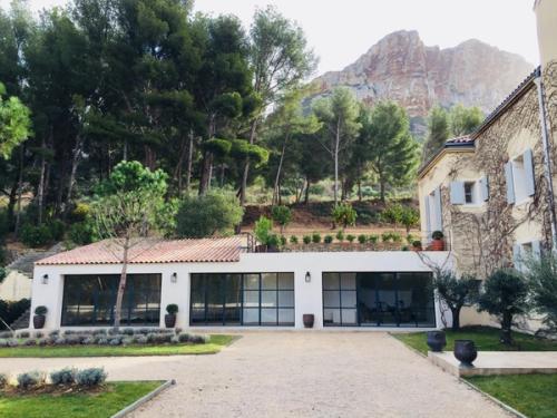 Ultra Luxury Seafront Villa in Cassis, South of France