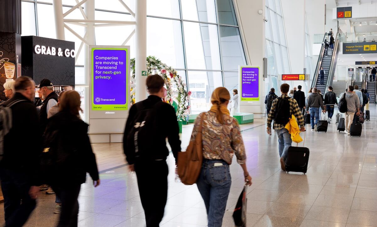 Transcend digital ads in the Brussels airport