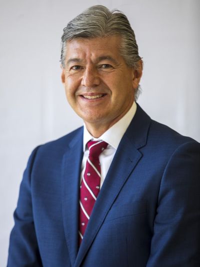 Dr. José María López Landiribar
