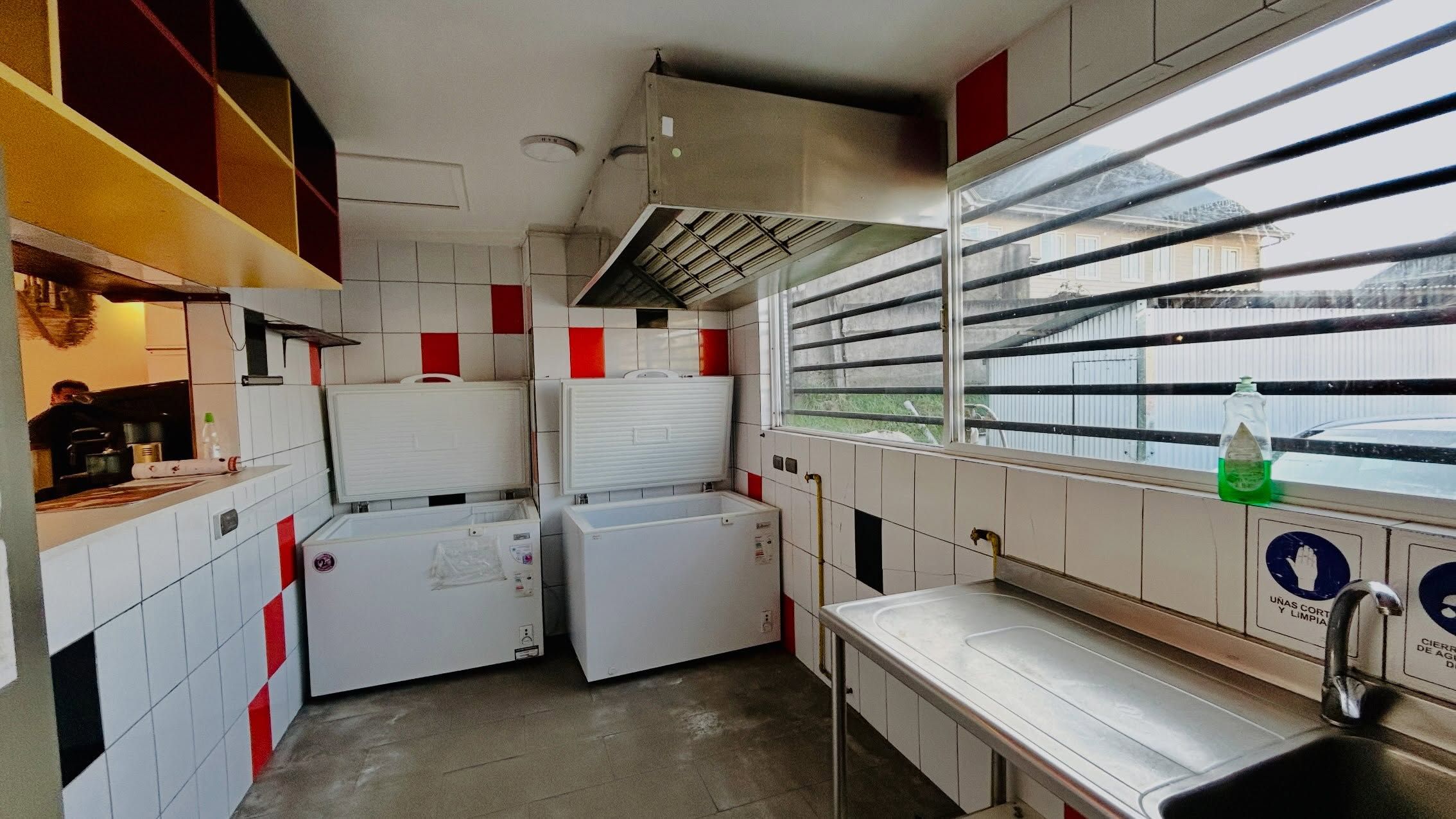 LOCAL COMERCIAL – AV. GUILLERMO BÜHLER - foto 12
