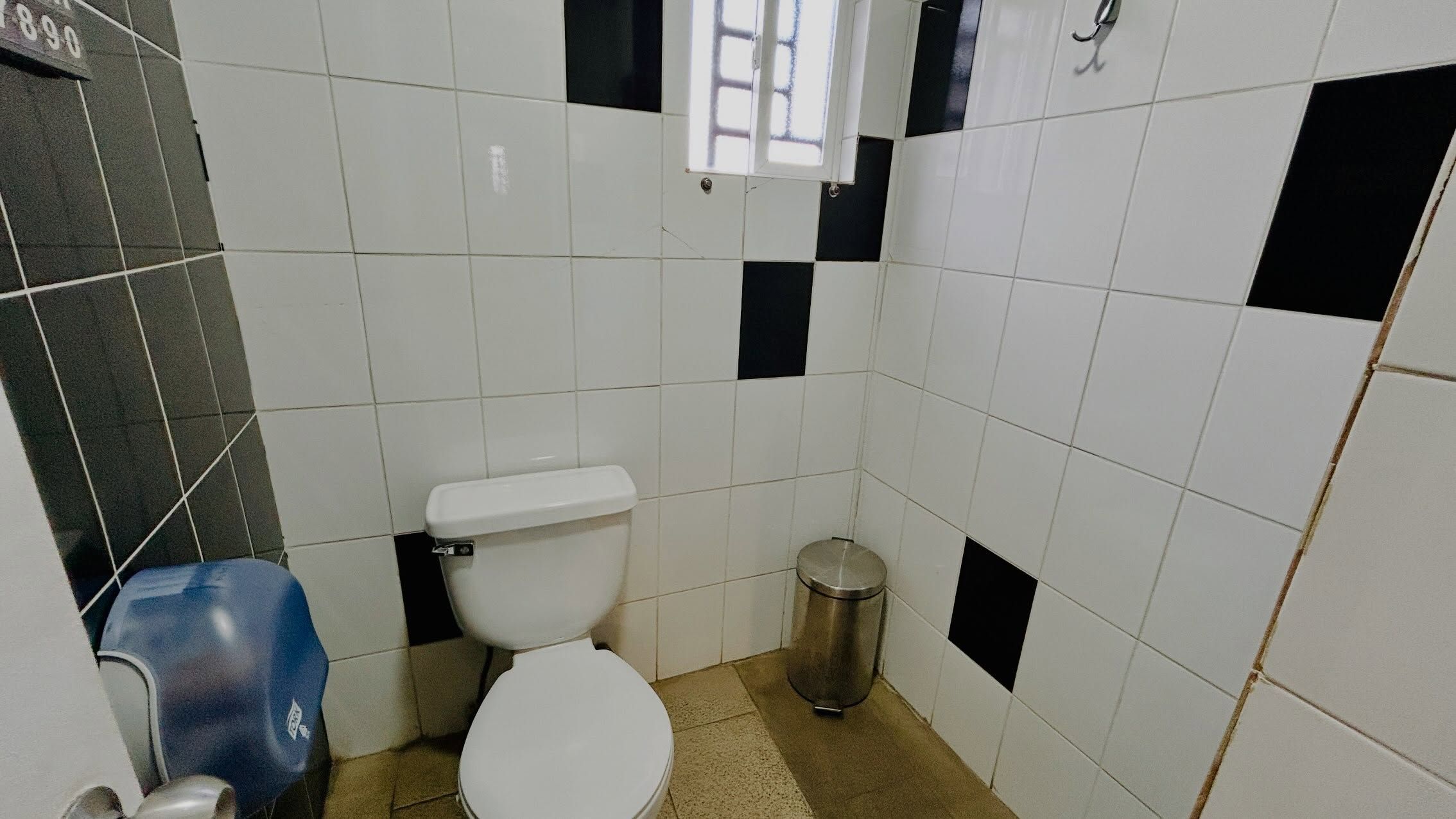 LOCAL COMERCIAL – AV. GUILLERMO BÜHLER - foto 18