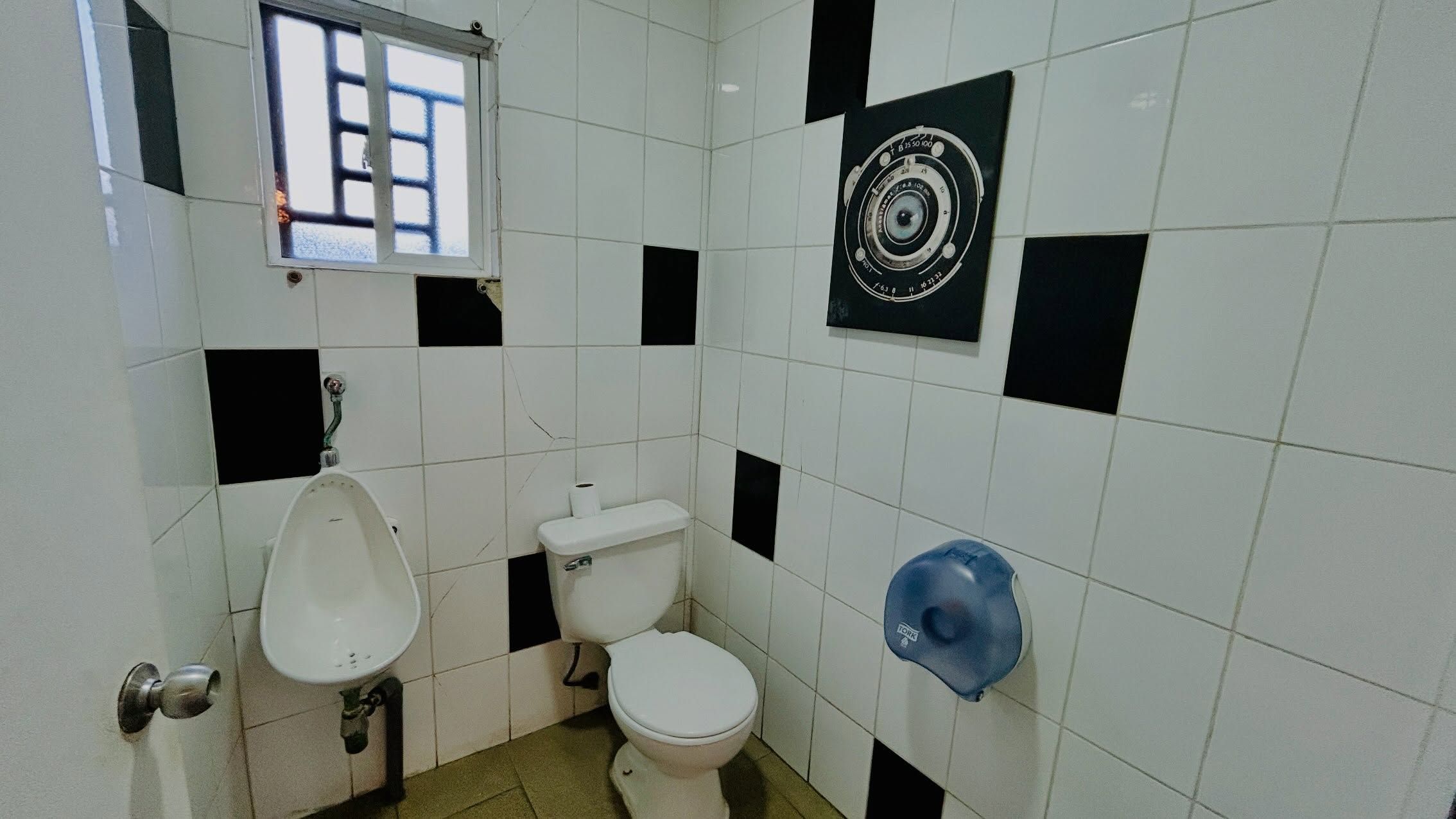 LOCAL COMERCIAL – AV. GUILLERMO BÜHLER - foto 17
