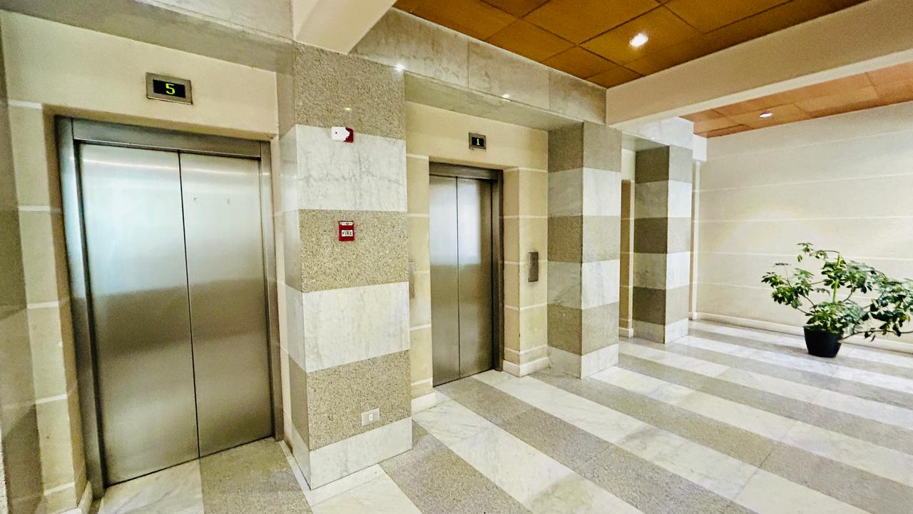 OFICINA, EDIFICIO BICENTENARIO - foto 2