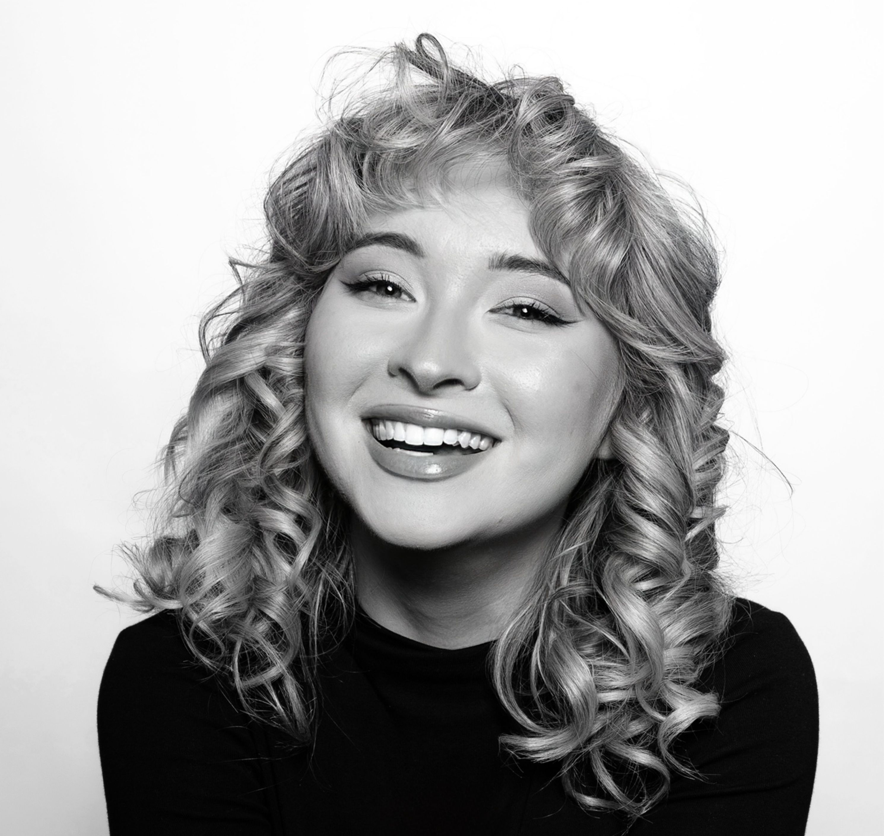smiling lady b&w