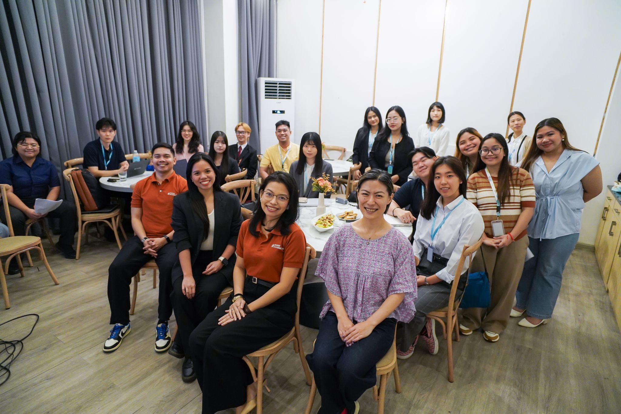 Youth roundtable with healthcare and environmental practitioners