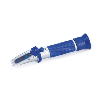 Refractometer