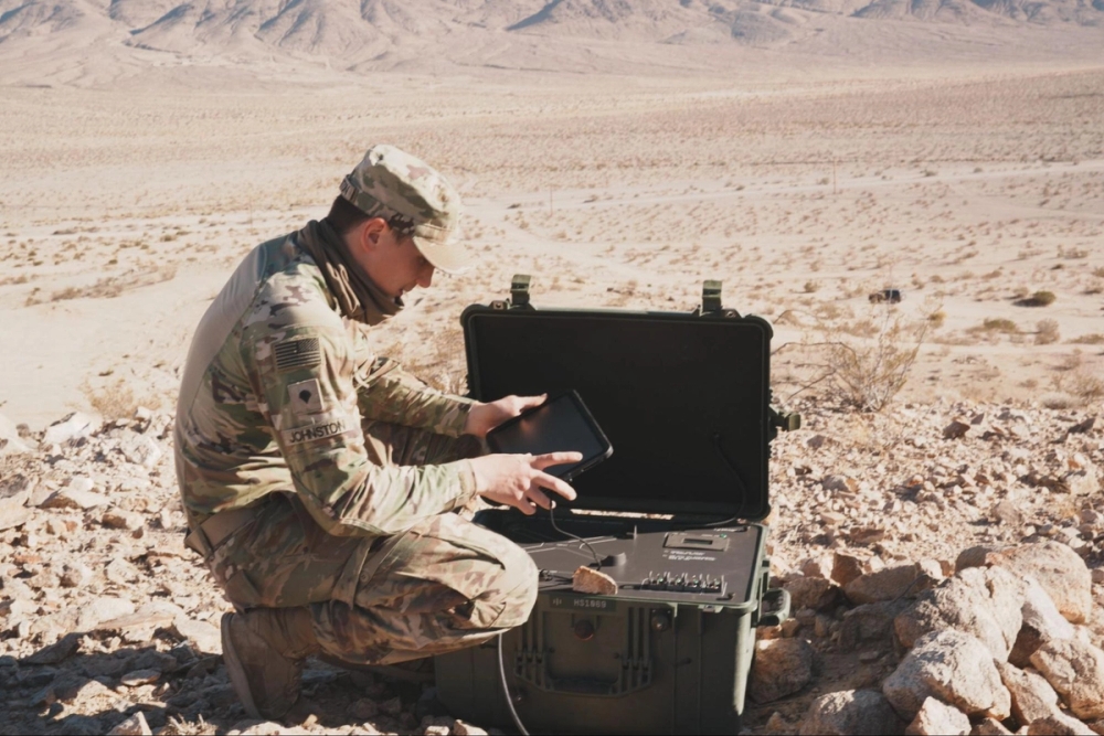 Operator using Picogrid system