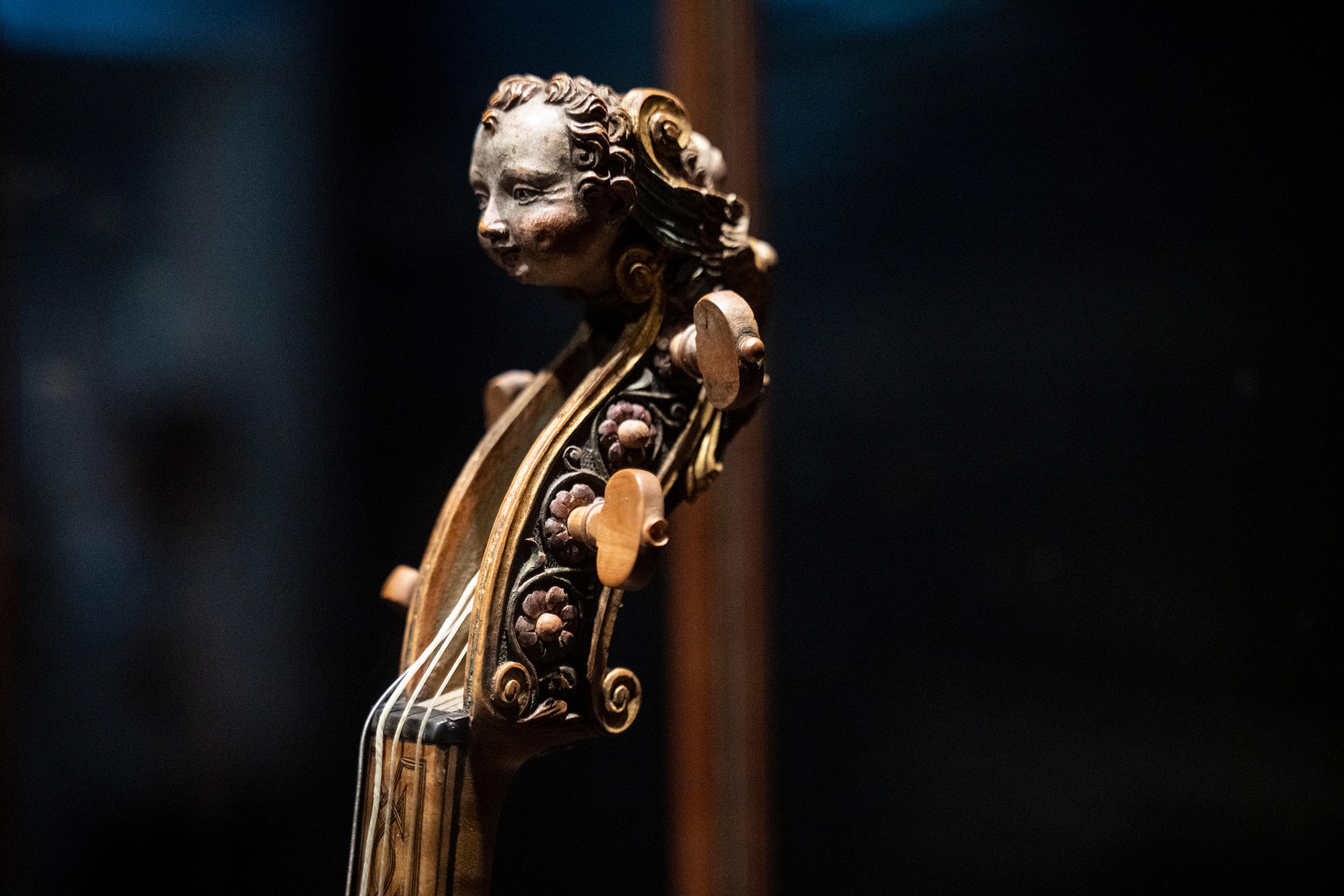 En detalj fra en av Ole Bulls fioliner