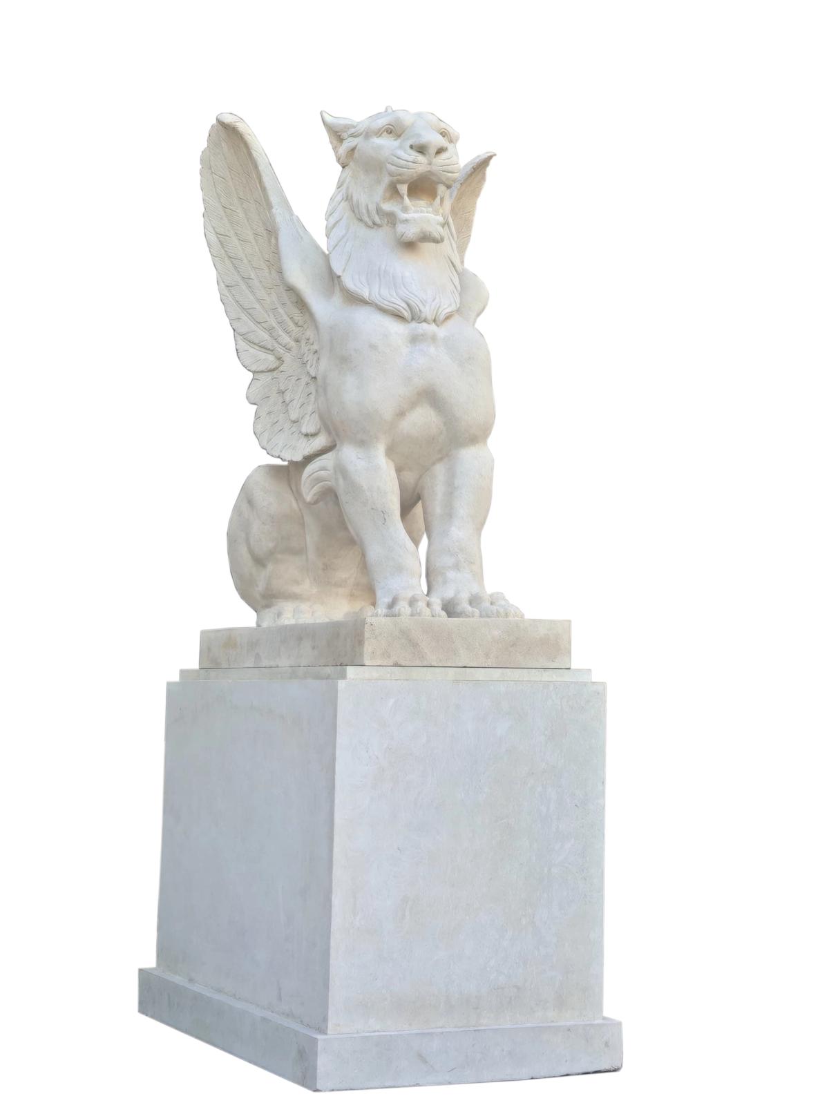 Lionne de Souillac - view 2