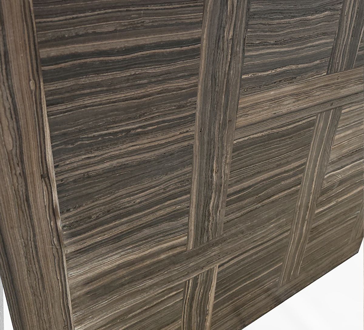 Chantilly on the rock - view 3