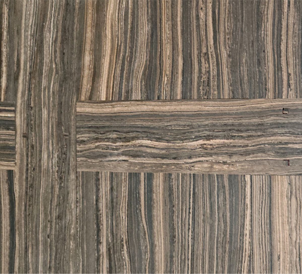 Chantilly on the rock - view 2