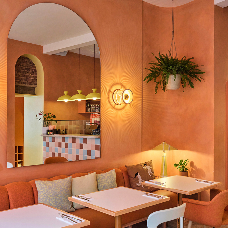 Restaurant content
