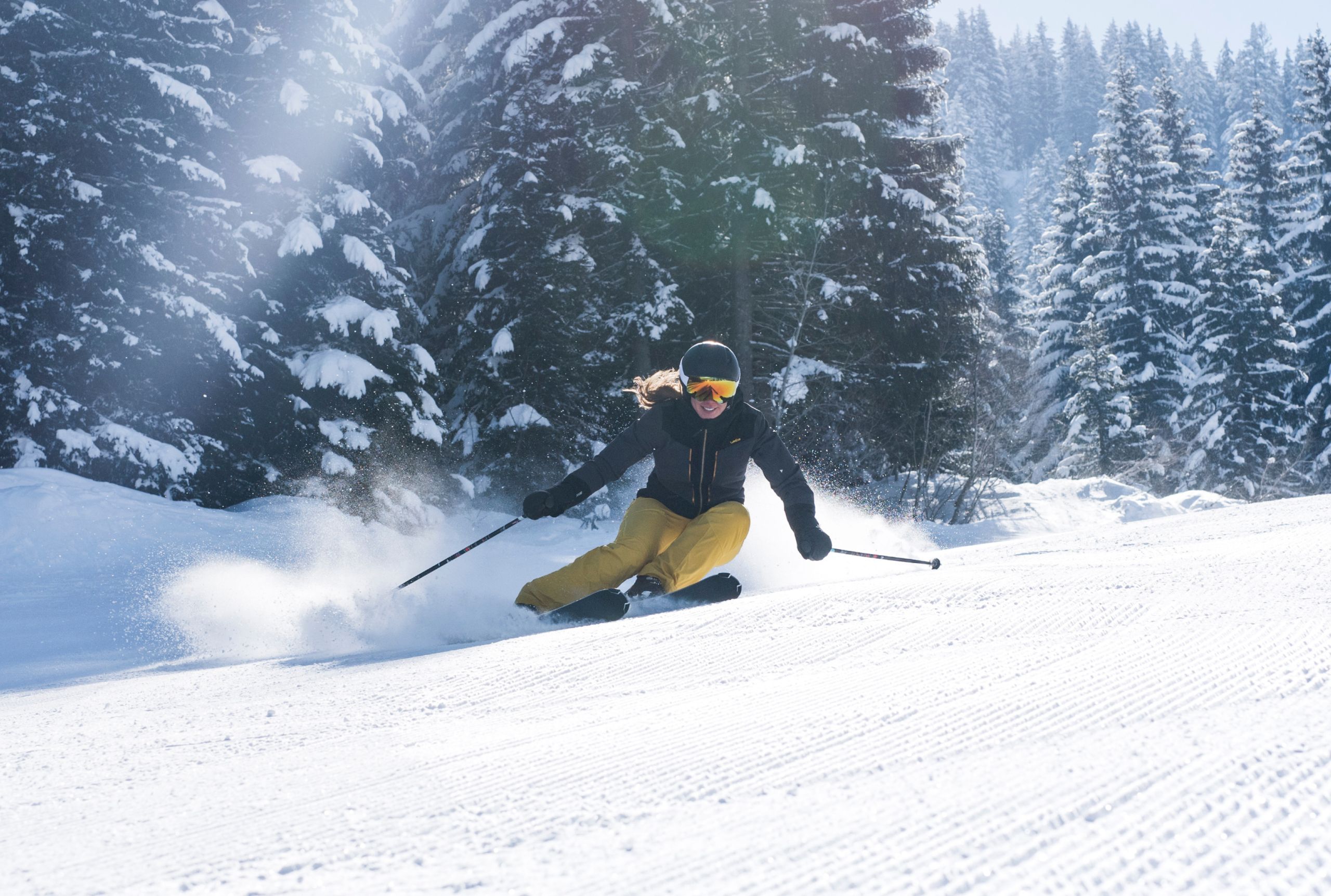 Wedze goggles site expérience image femme qui ski