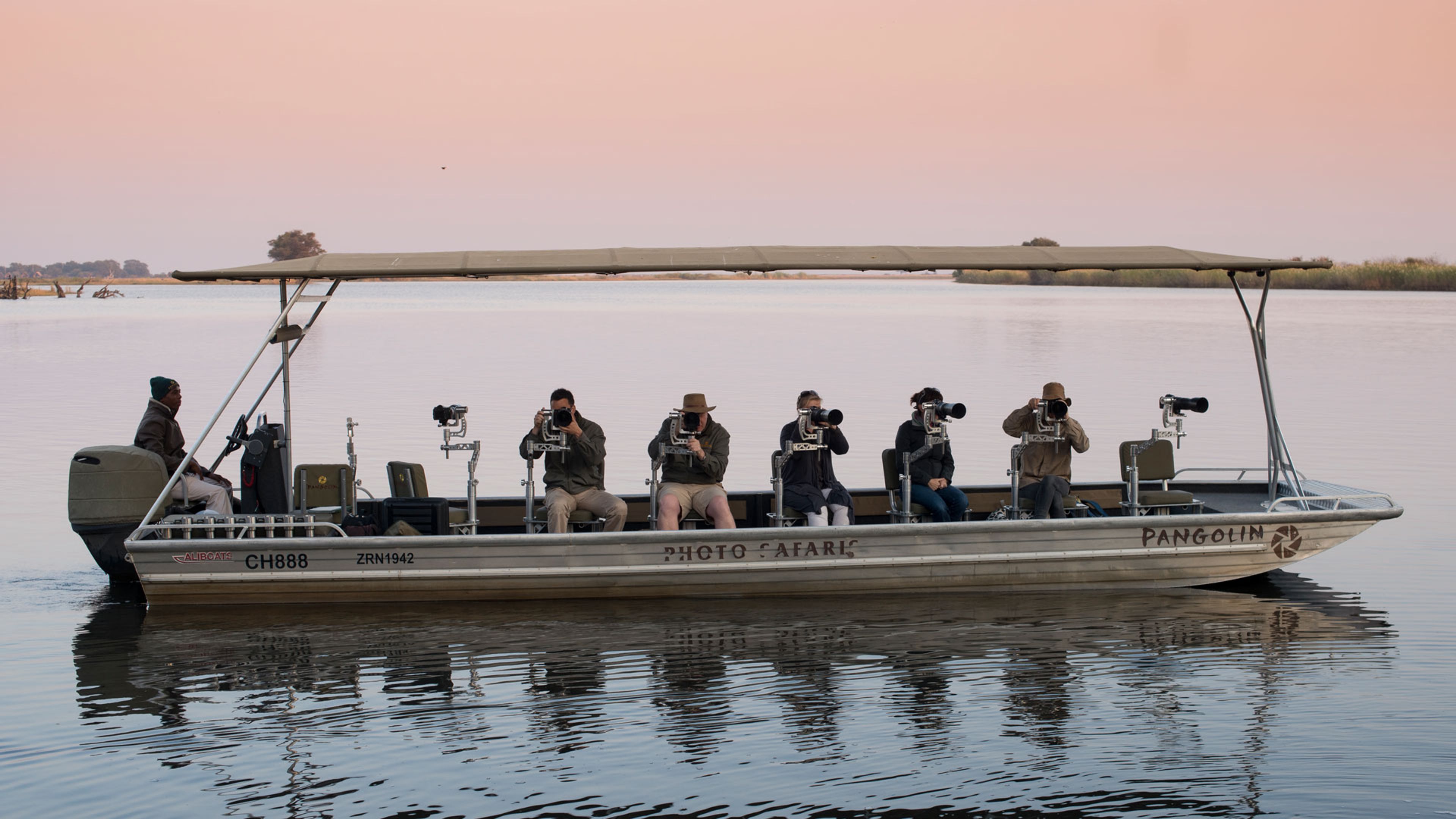 Chobe National Park Safari & Chobe River Cruise — photo 3