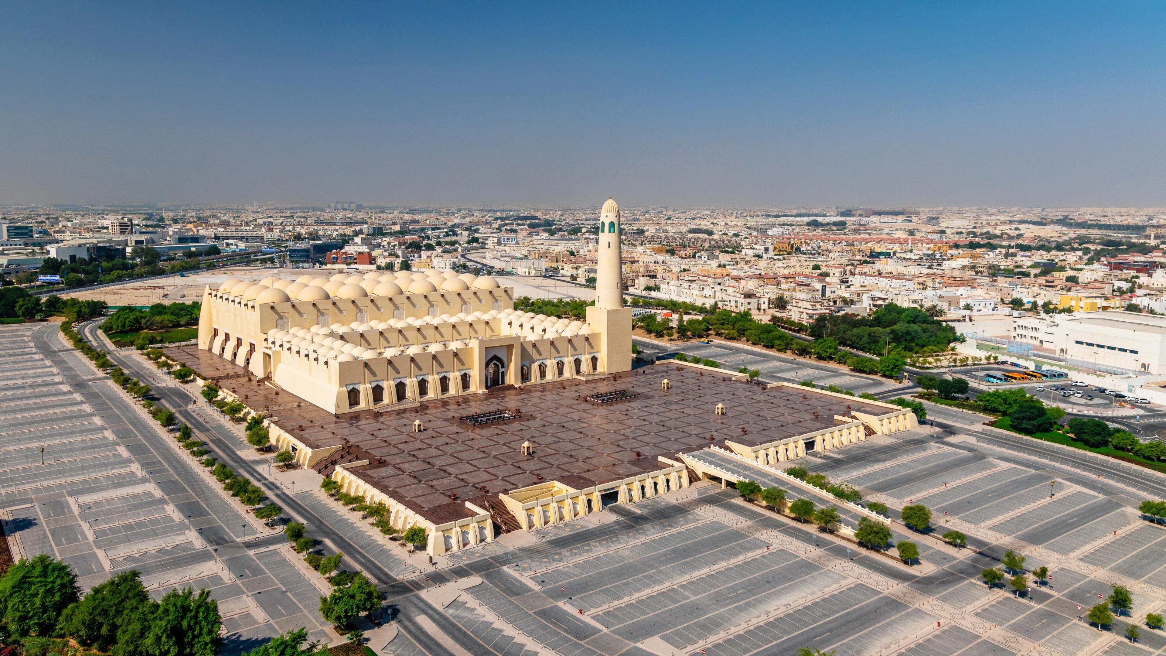 Grand Mosques & High Fashion