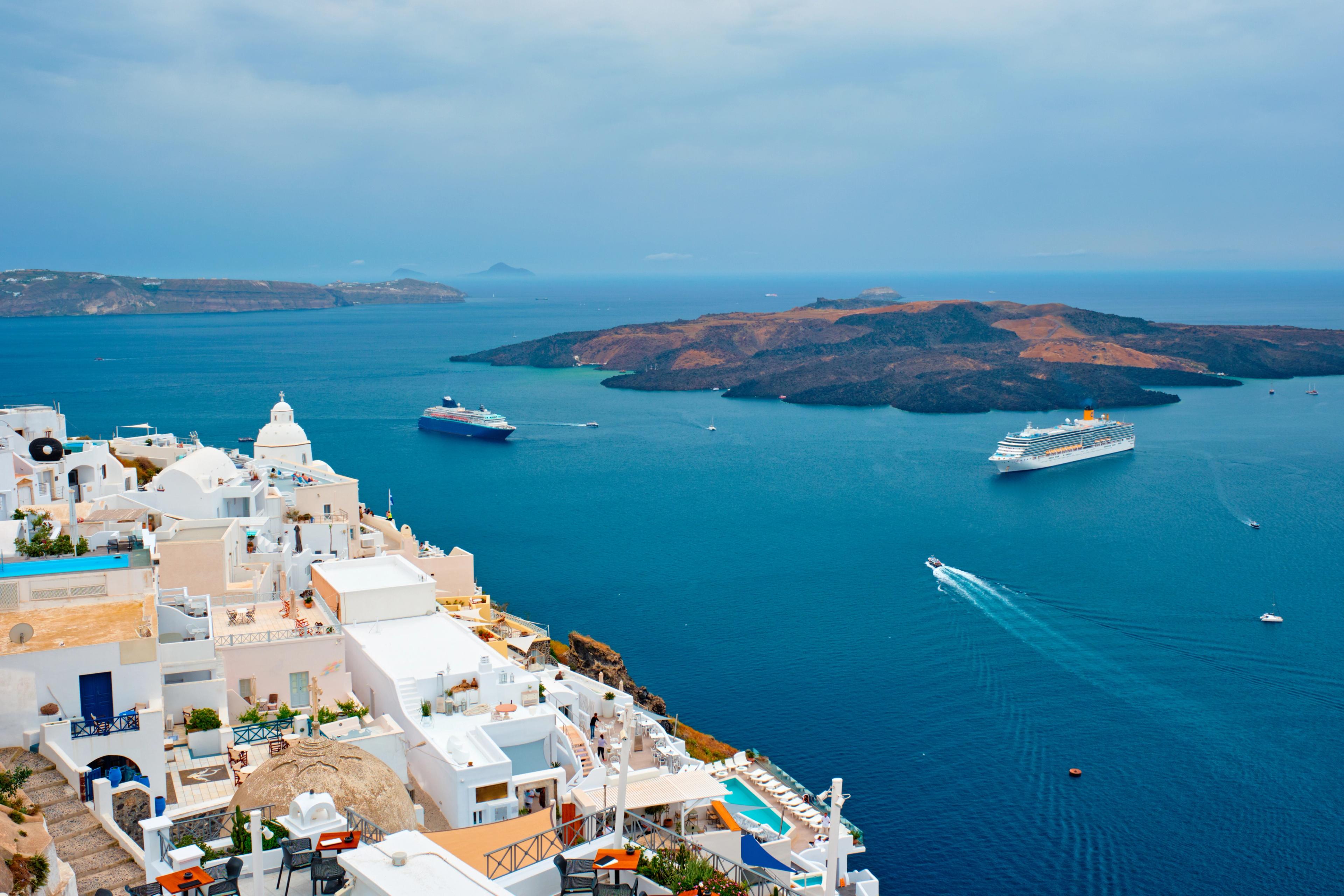 Santorini – The Edge of the World