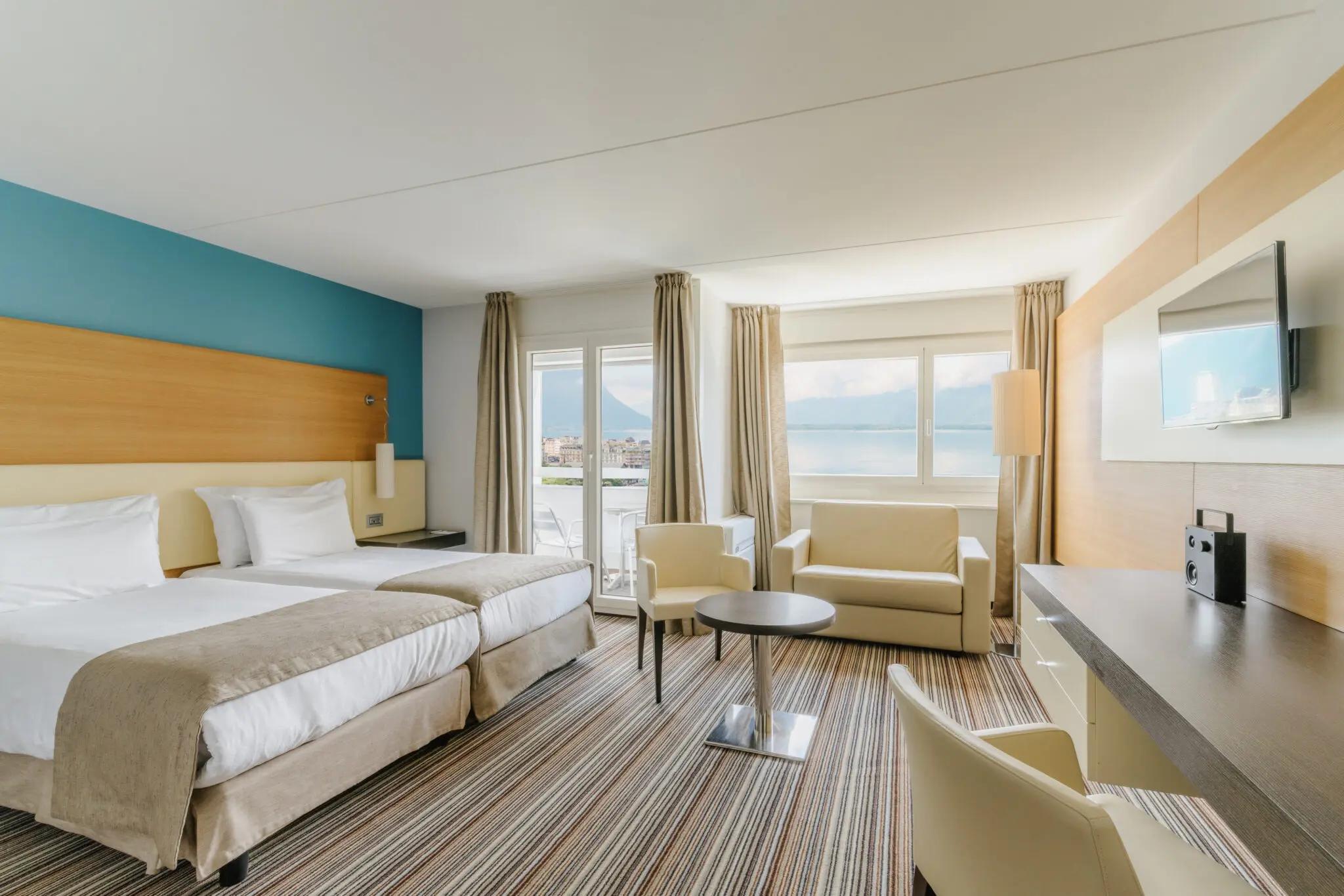 Image for Mona Montreux