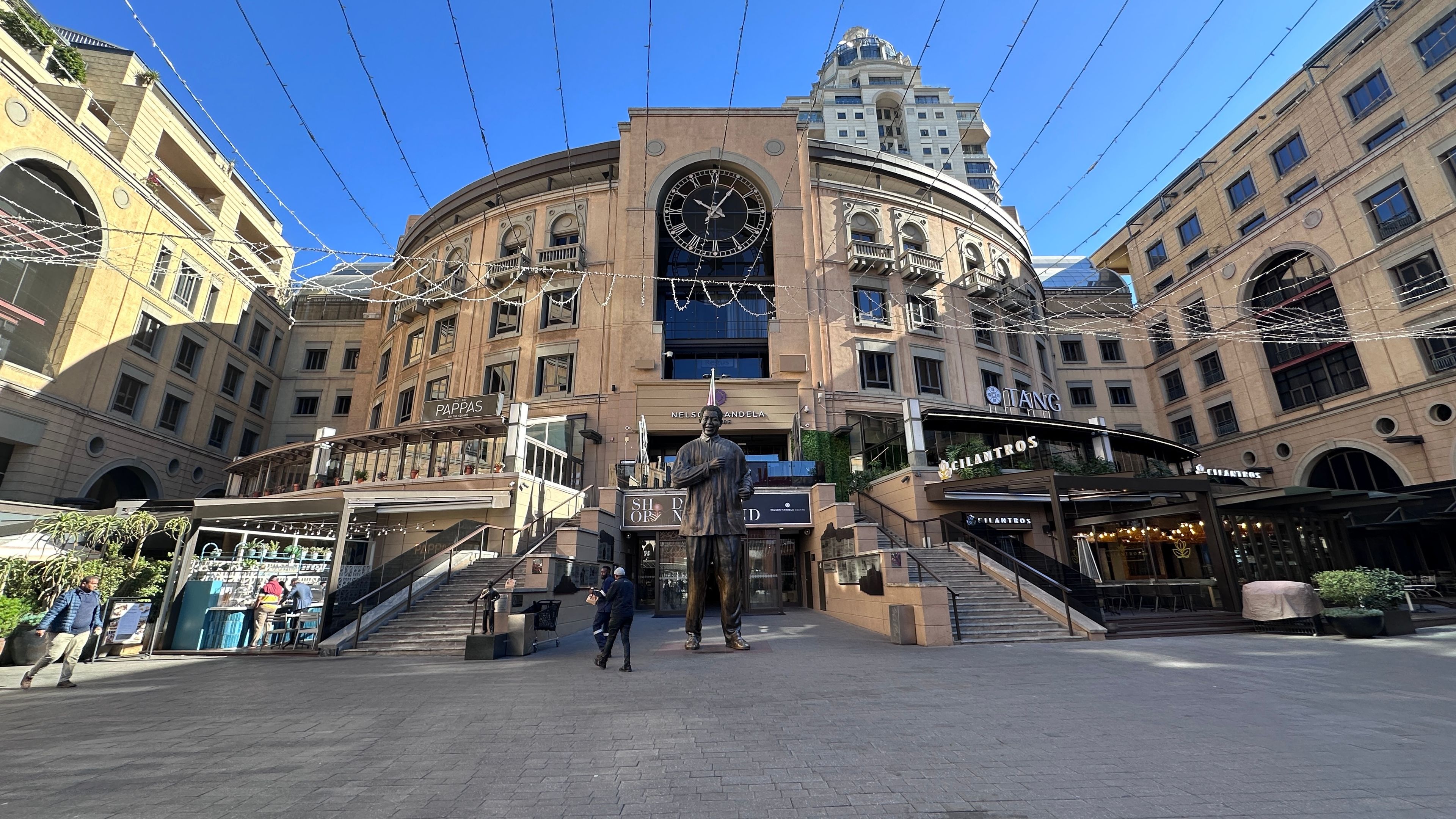 Sandton Chic & Cape Town Sunsets — photo 2