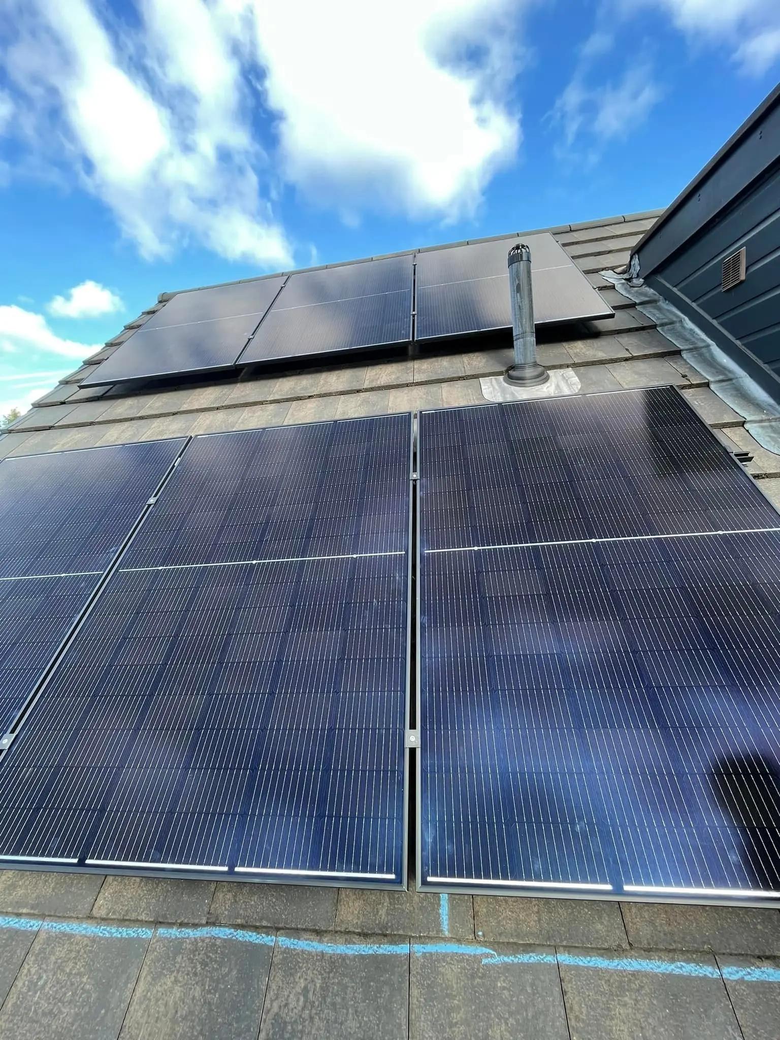 Solar panels with unitedev