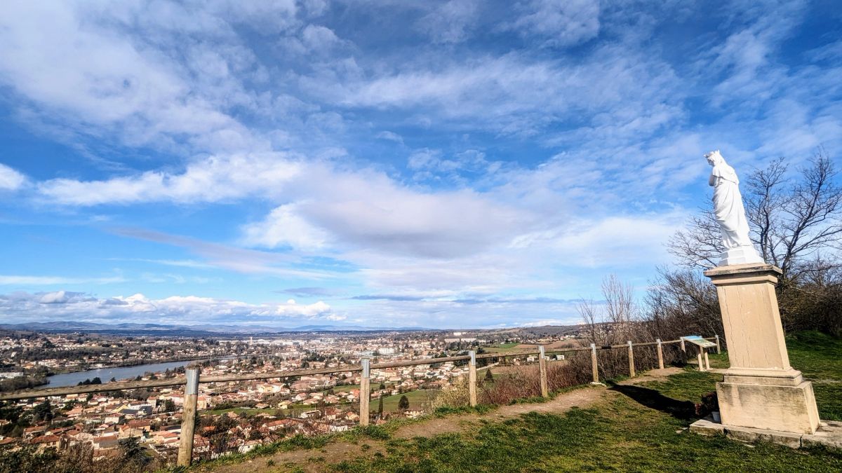 Vue panoramique depuis la Madone, Fleurieu-Sur-Saone