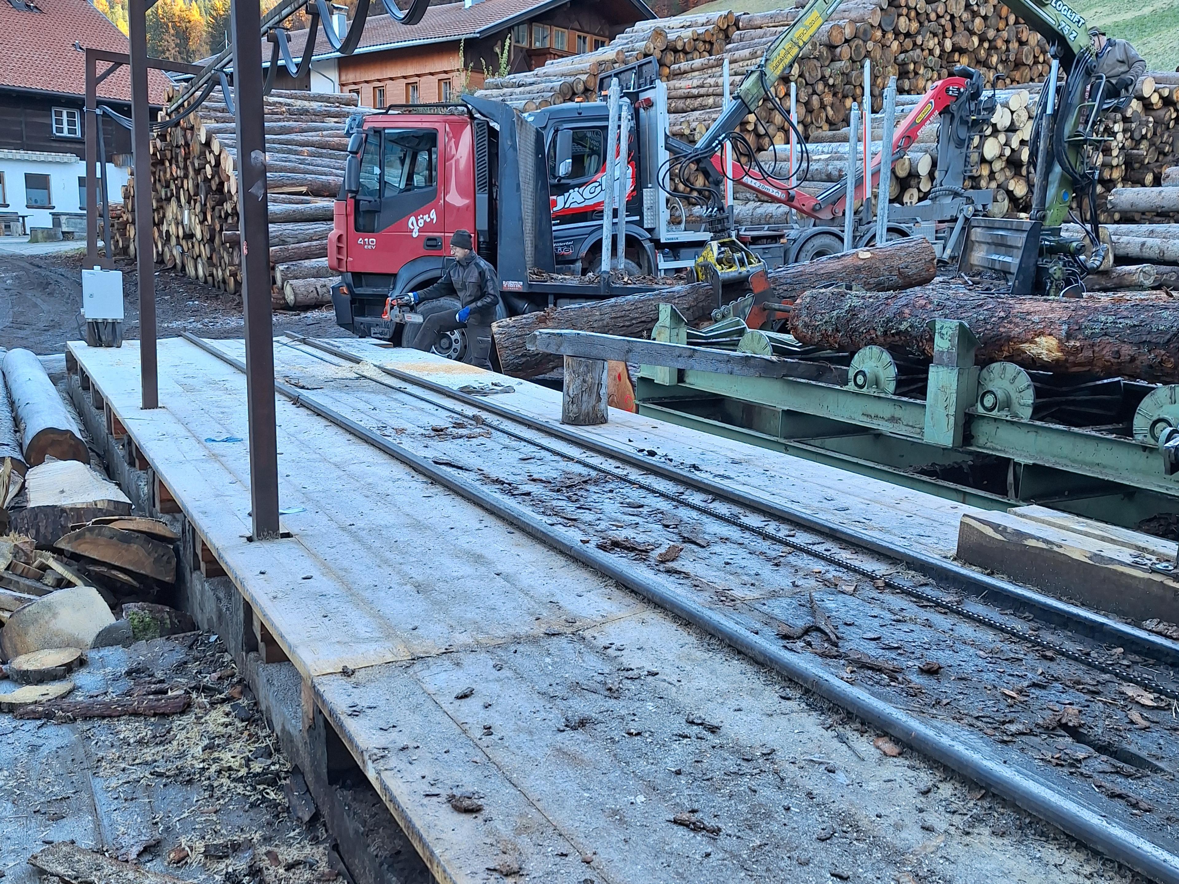 Home: Saegewerk nordische Fichte Lärche