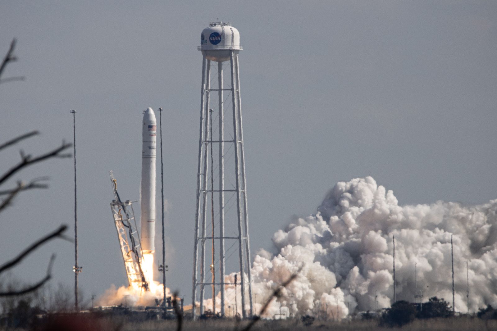 The 14th Antares lifts off from Wallops on February 20, 2021 (Picture by Joe Wakefield)