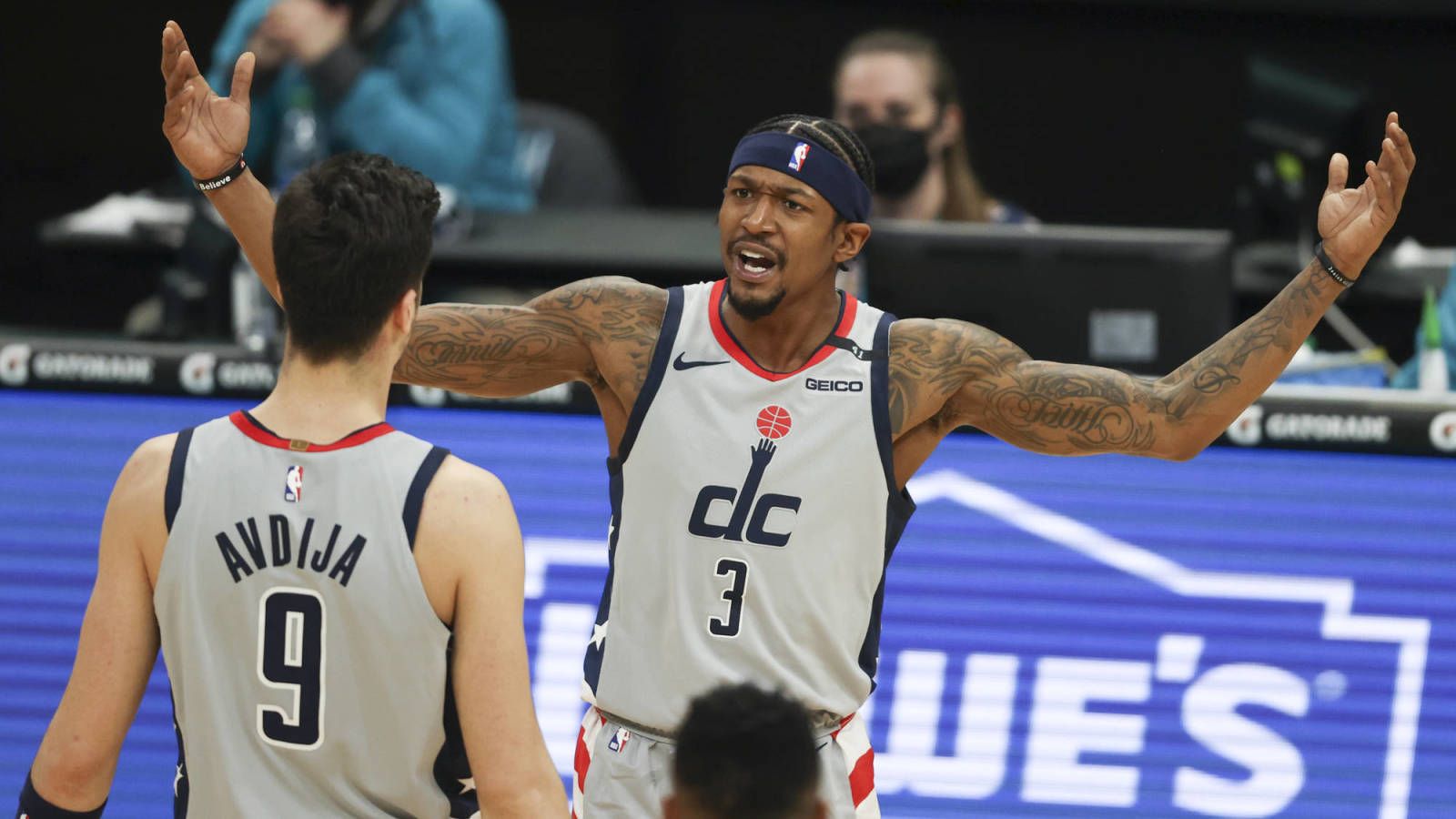 A Bradley Beal frustrated with the team's overall performance