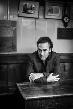 Patrick Henningsen portrait
