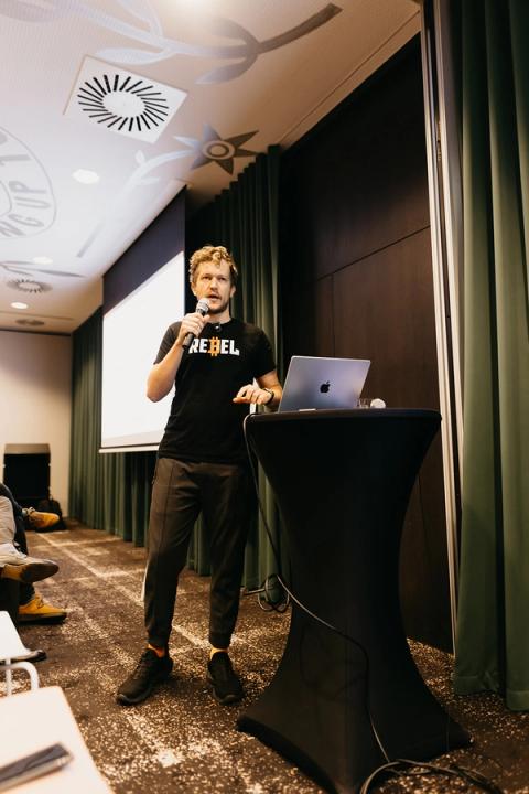 Sunday Sessions at Mama Shelter, Sunday, November 2. Free Cities Conference 2025, Prague.